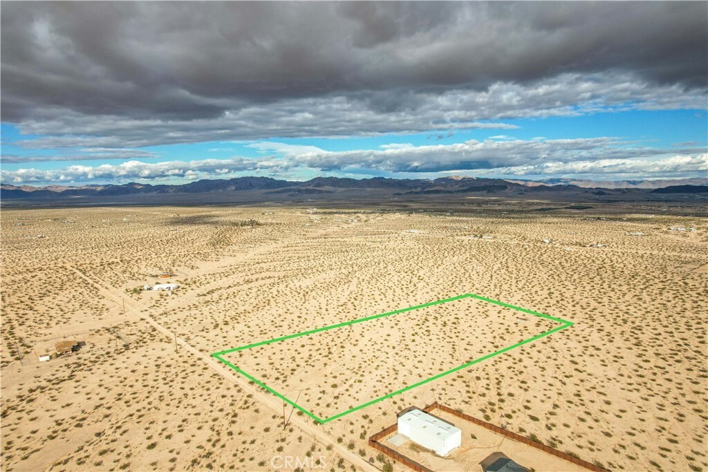 Property Photo:  1171 Jackrabbit Trail  CA 92277 