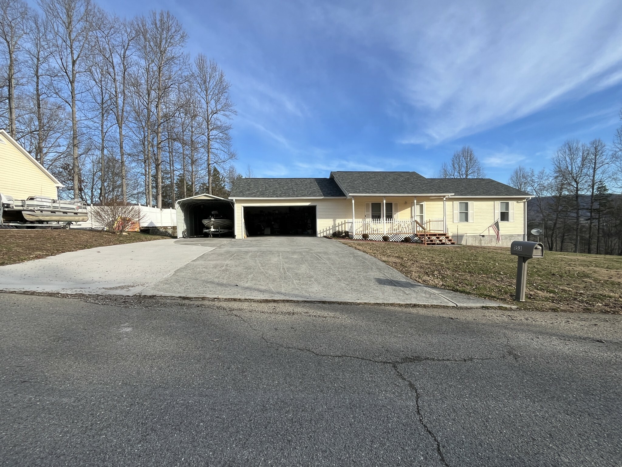 Property Photo:  153 E Cumberland Ln  TN 37870 