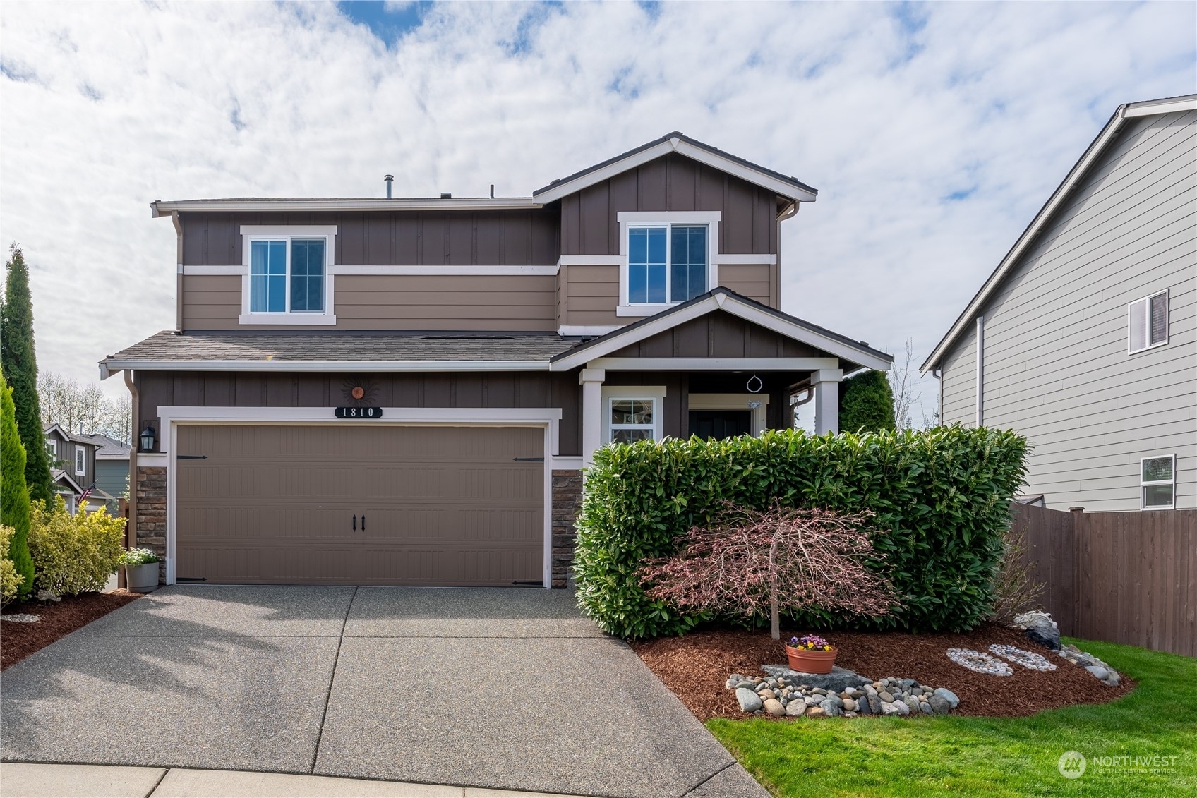 Property Photo:  1810 76th Drive SE  WA 98258 