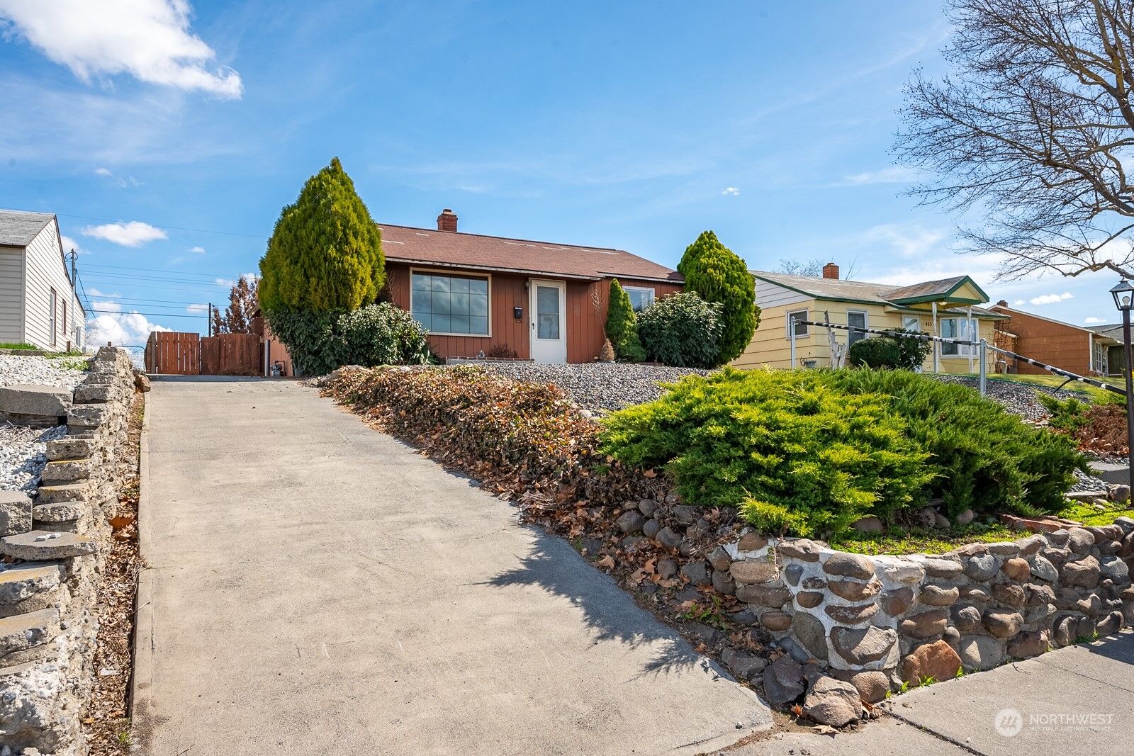 Property Photo:  449 W Ridge Road  WA 98837 