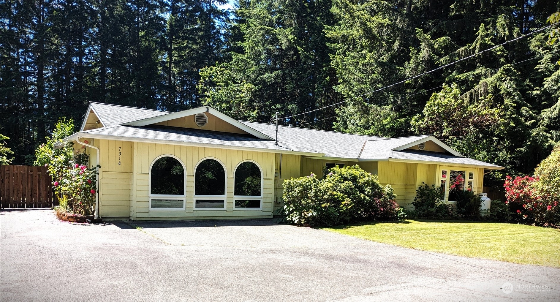 Property Photo:  7318 Ebbert Drive SE  WA 98367 