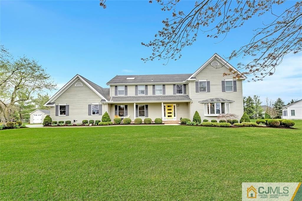 Property Photo: 12 Parkview Road NJ 08512