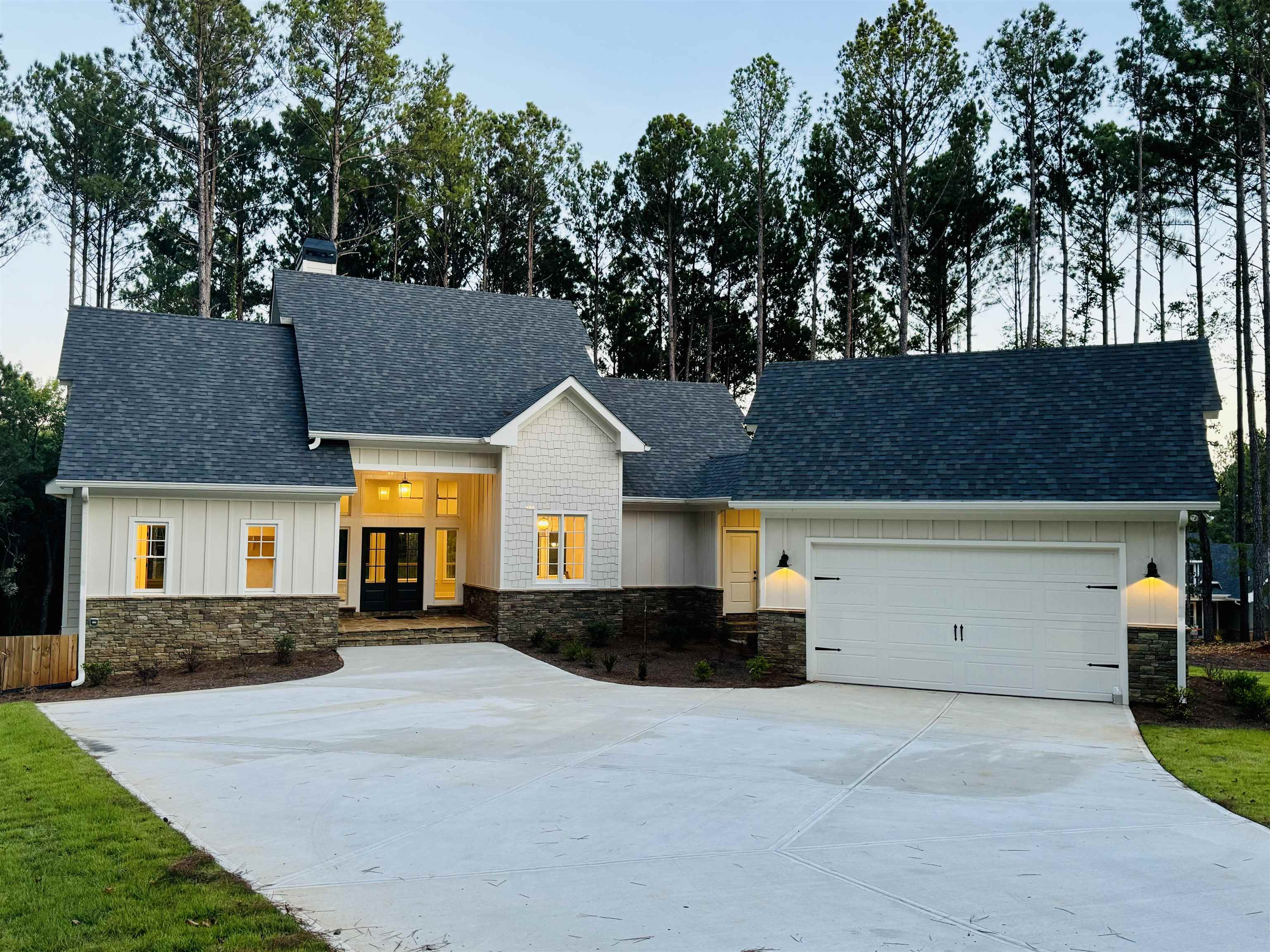 Property Photo:  1010 Cosby Circle  GA 30642 