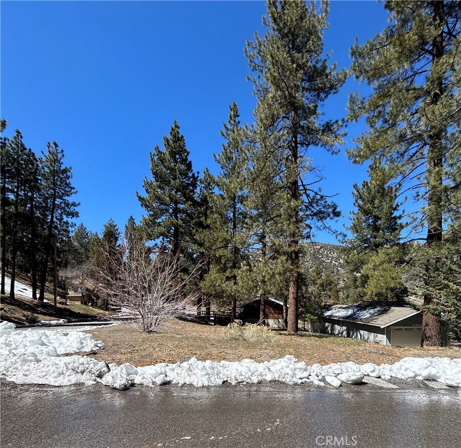 Property Photo: 0 Vac/Cor Flume Dr Pav /Redstart CA 93544