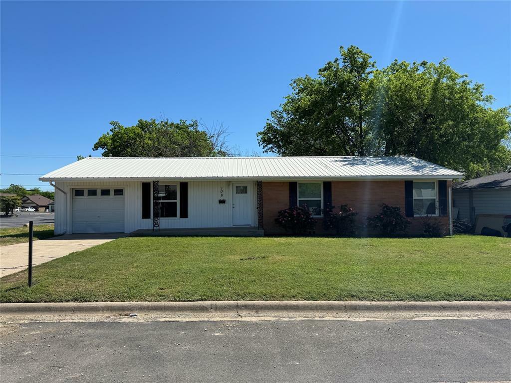 Property Photo:  108 N Judd Street  TX 76108 