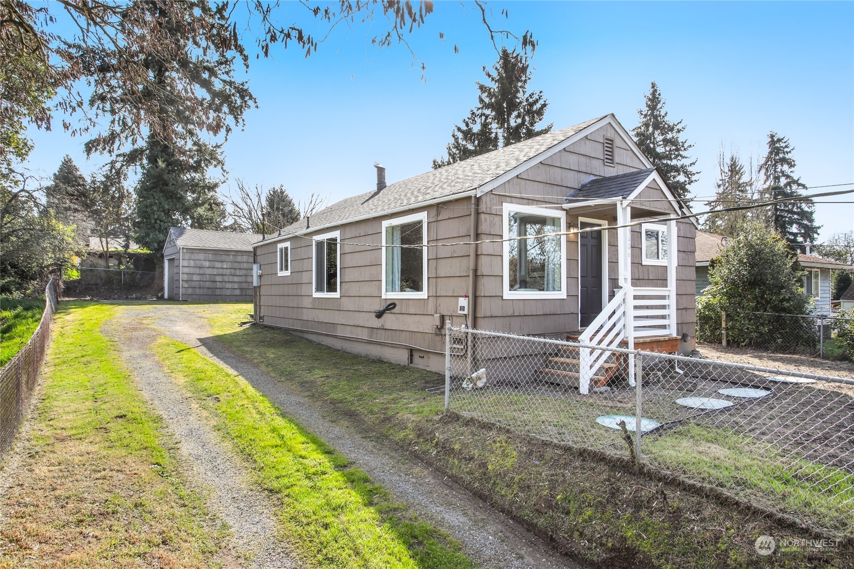 Property Photo:  13406 6th Avenue S  WA 98168 