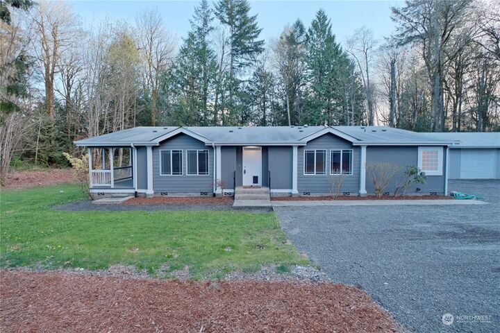 3900 SE Sedgwick Road  Port Orchard WA 98366 photo
