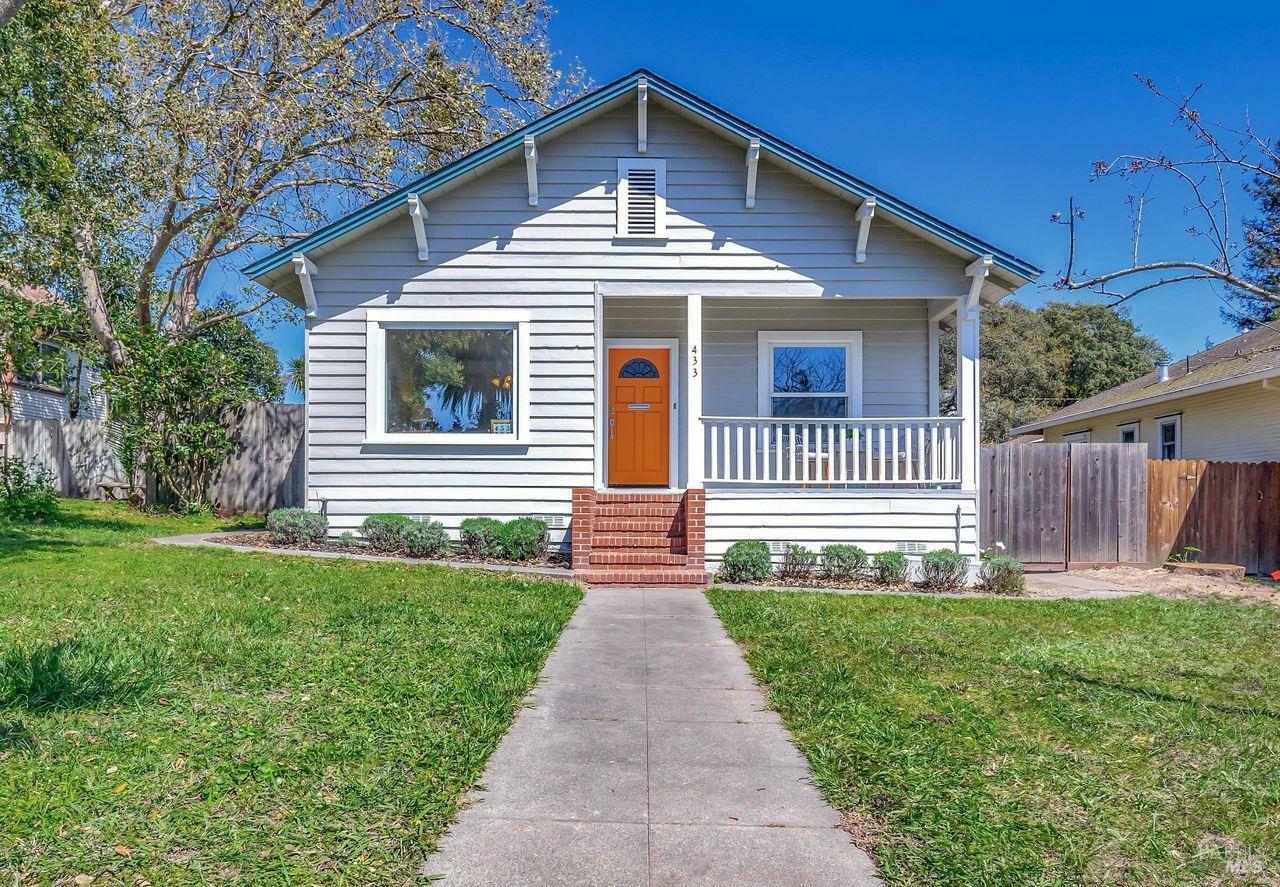 433 N Main Street  Sebastopol CA 95472 photo