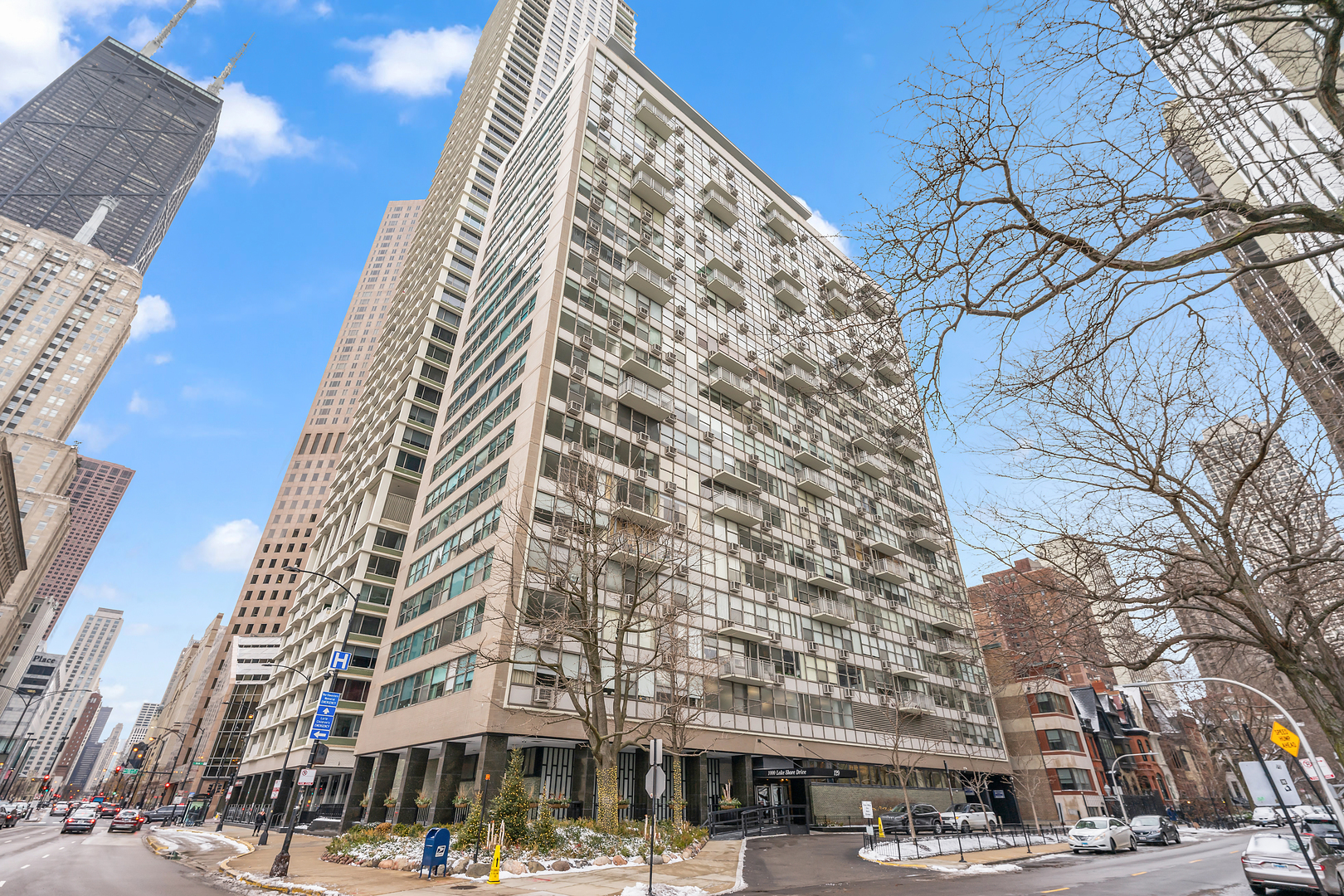 Property Photo:  1000 N Lake Shore Drive 1508  IL 60611 