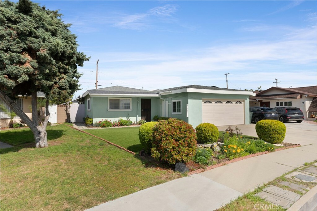 Property Photo:  21325 Payne Avenue  CA 90502 