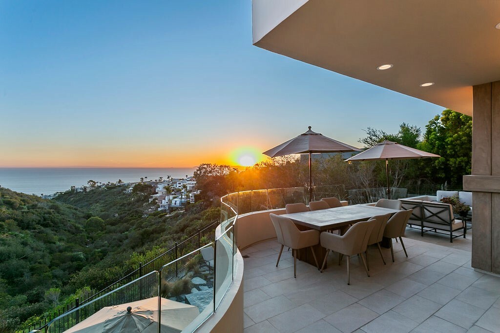 Property Photo: 1725 Del Mar Avenue CA 92651