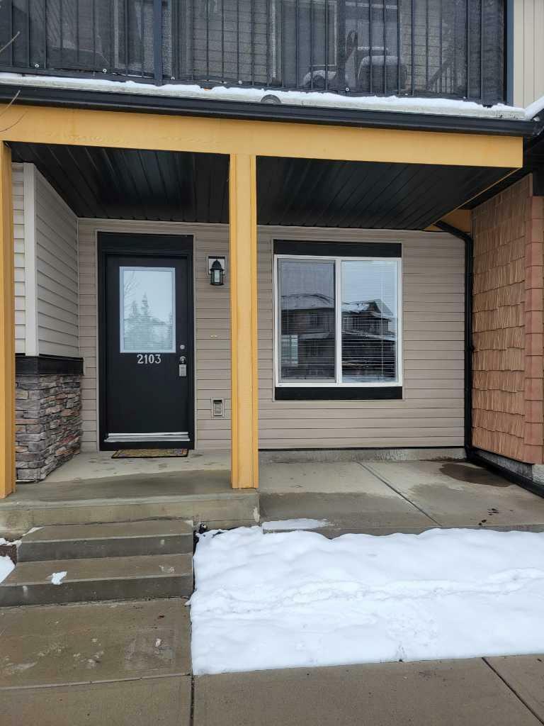 Property Photo: 2103, 2781 Chinook Winds Drive SW 2103 AB T4B 3S5
