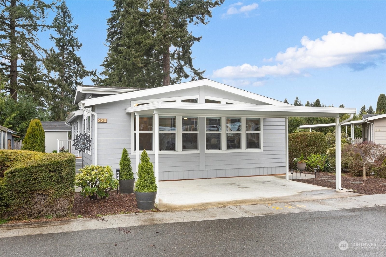 Property Photo:  1725 242nd Street SE 220  WA 98021 