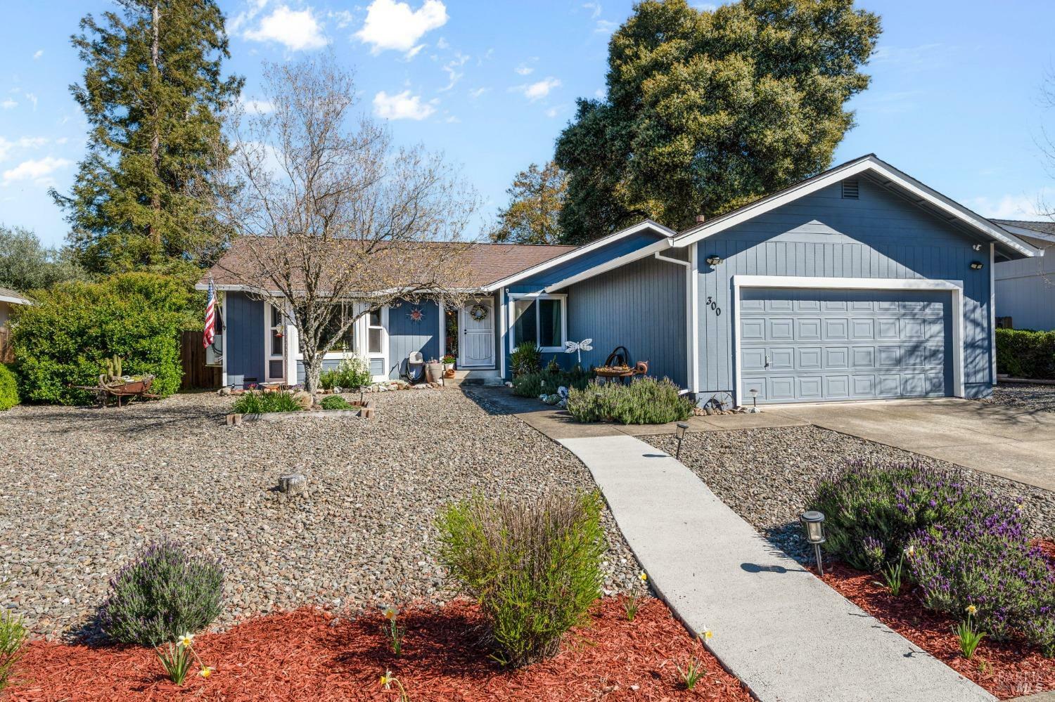 300 Uva Place  Redwood Valley CA 95470 photo