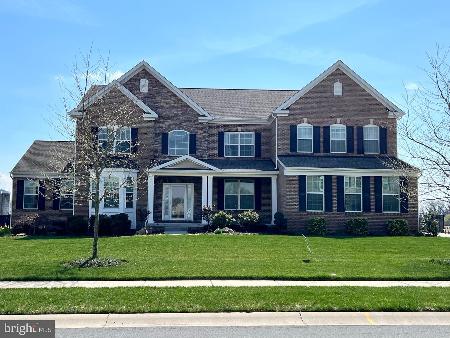 Property Photo:  415 Rosenberger Drive  DE 19709 