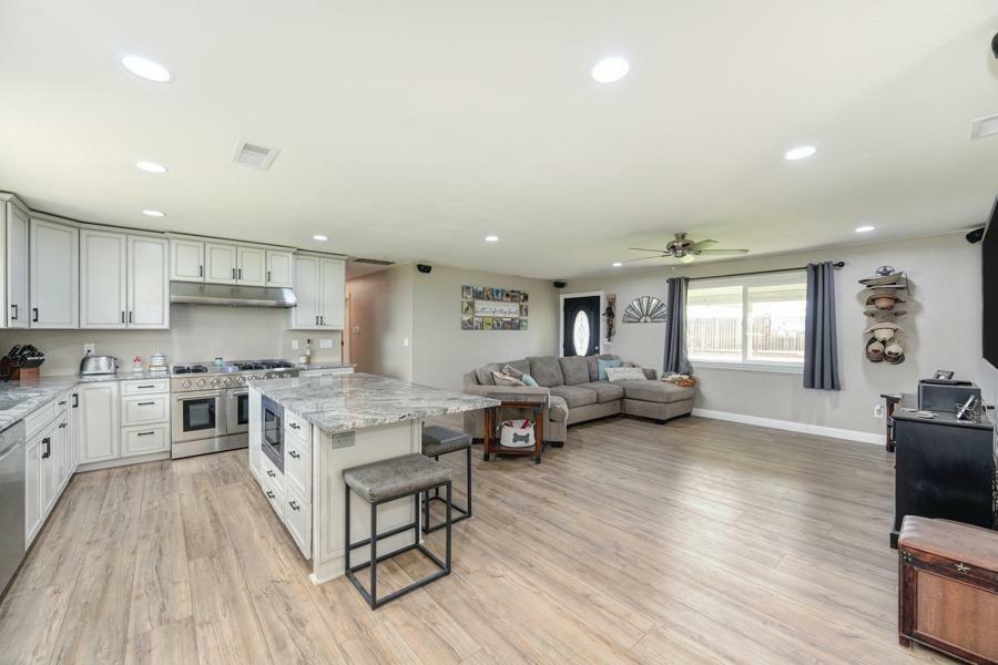 Property Photo:  11846 Clay Station Road  CA 95638 