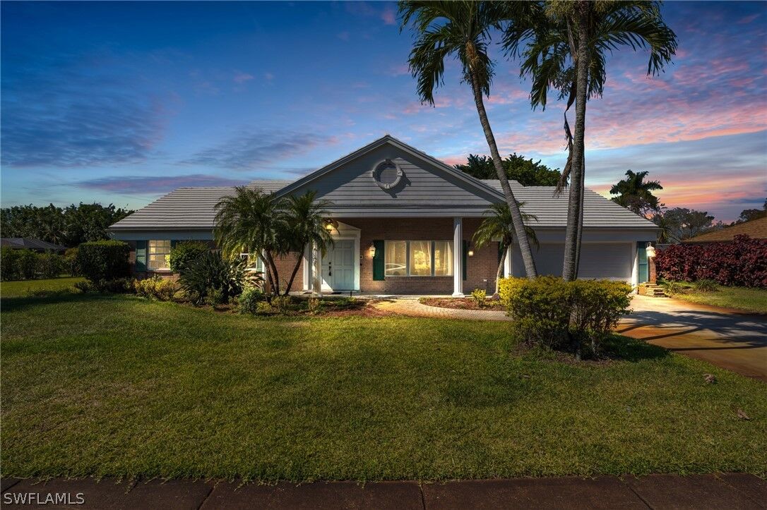 Property Photo:  152 Saint Andrews Boulevard  FL 34113 