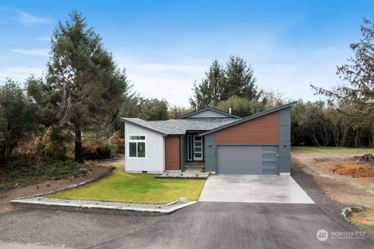 Property Photo:  149 Sea Breeze Loop SE  WA 98569 
