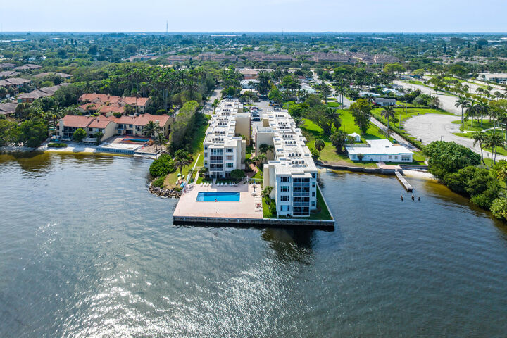 1810 New Palm Way 311  Boynton Beach FL 33435 photo