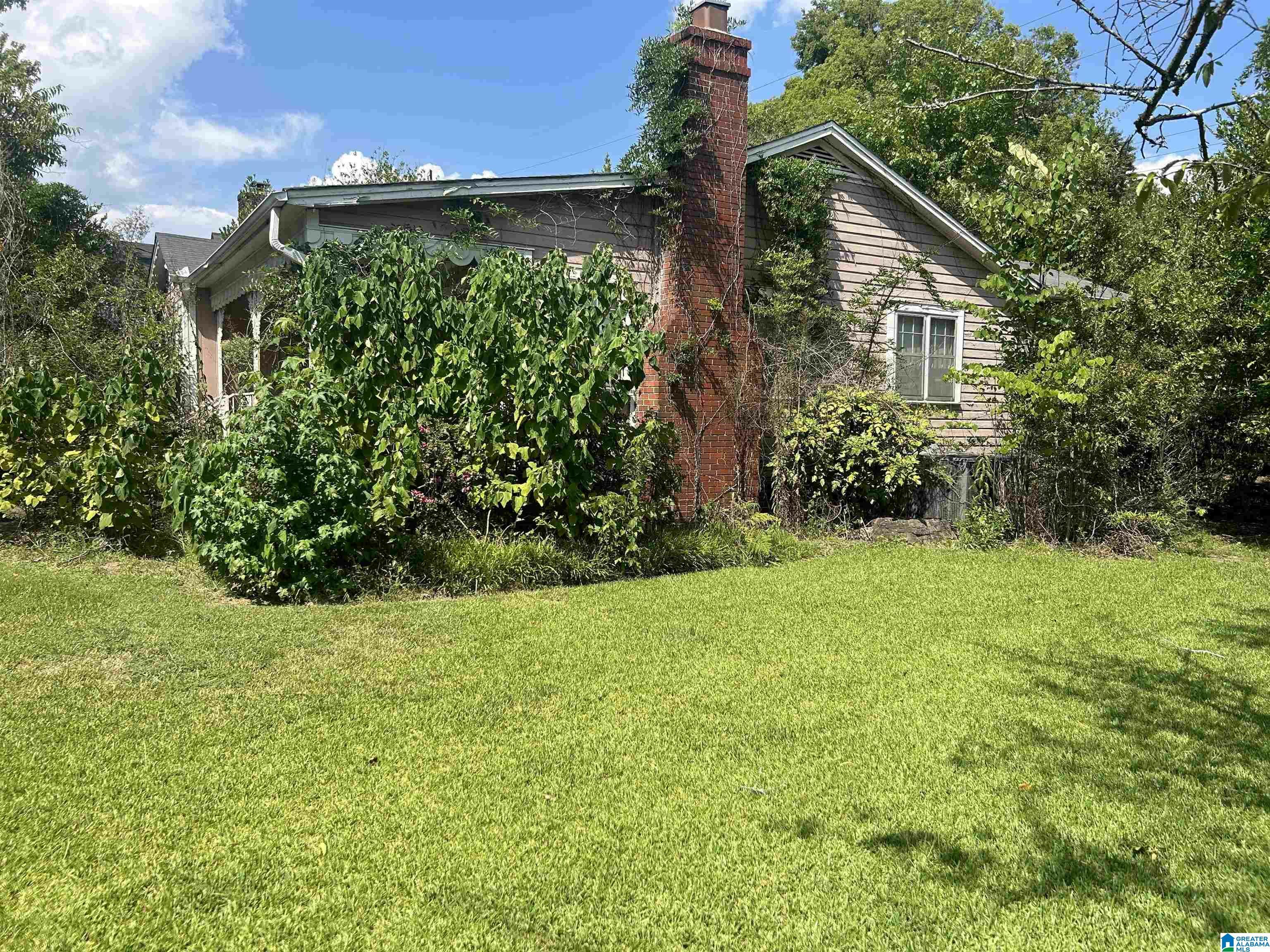 Property Photo:  203 Dale Avenue  AL 35209 