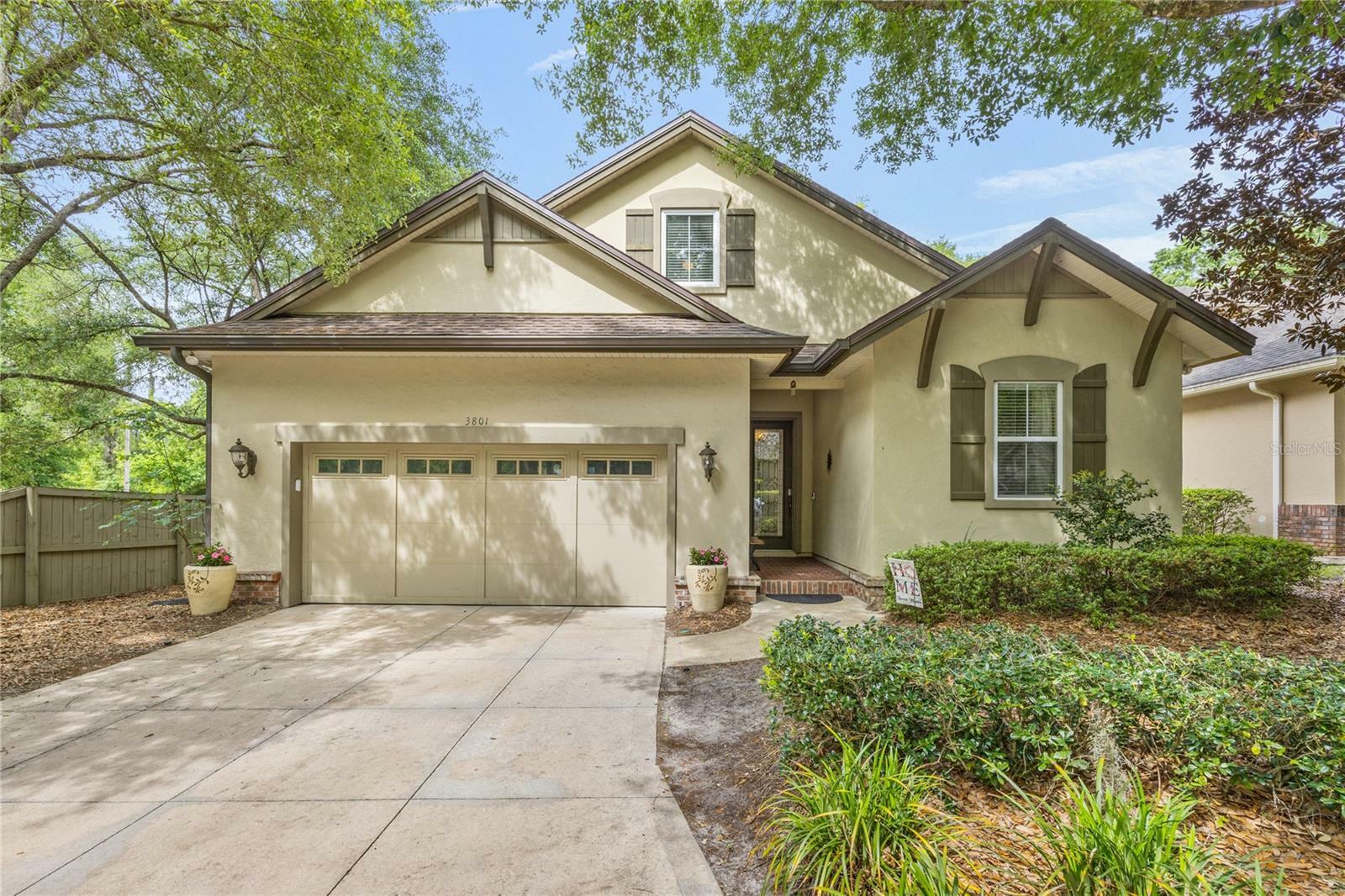 Property Photo:  3801 SW 91st Drive  FL 32608 