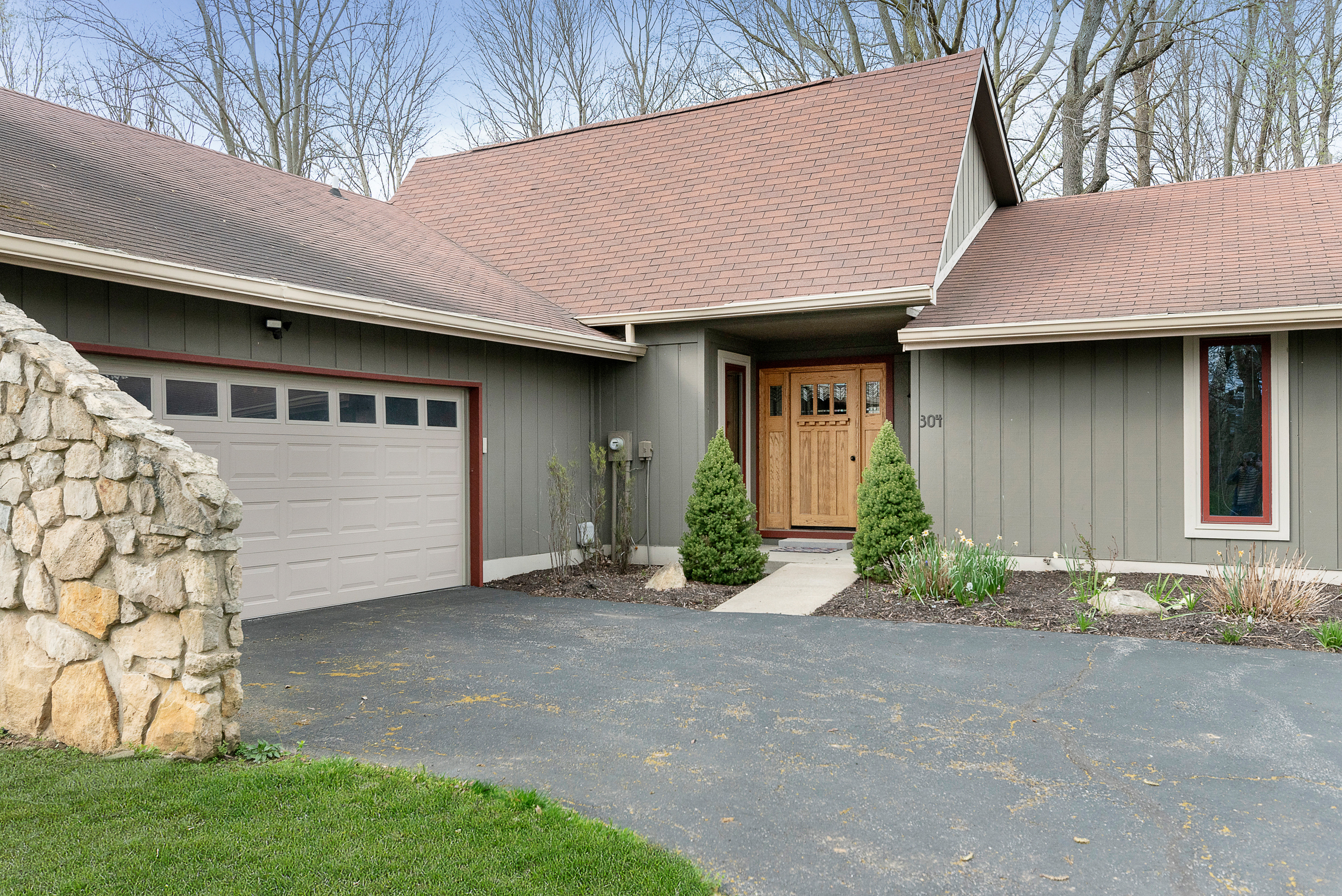 Property Photo:  304 Countrywood Drive  IN 46060 