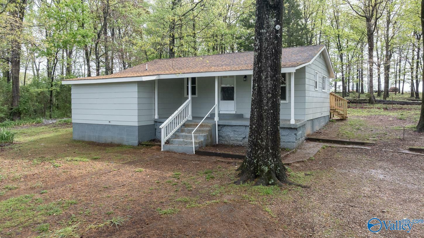 Property Photo:  2838 County Road 316  AL 35673 