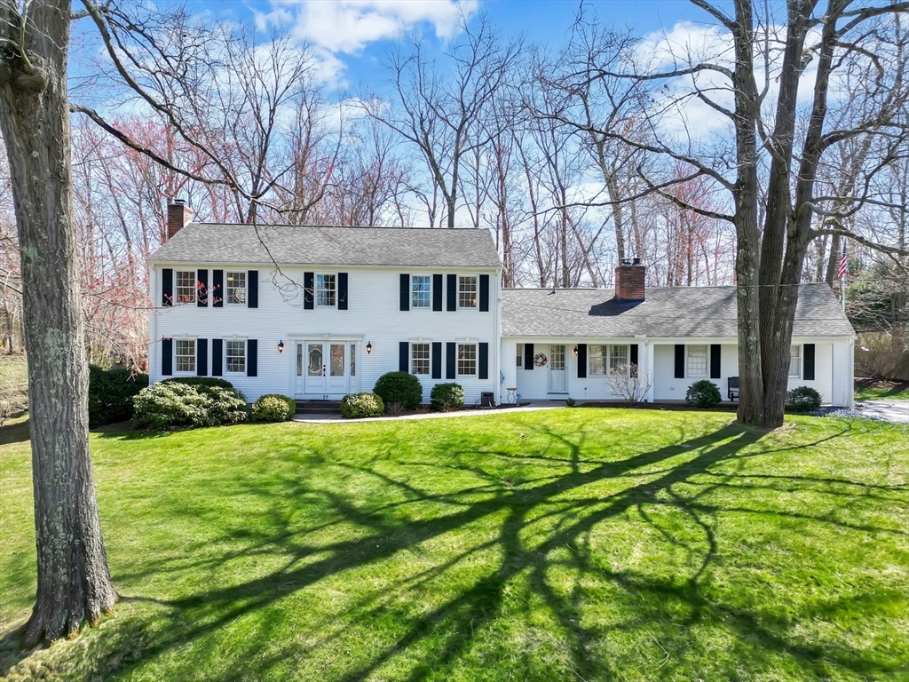 Property Photo:  27 W Colonial Rd  MA 01095 