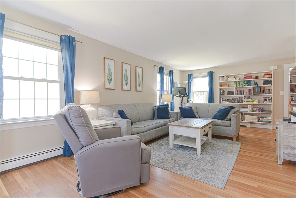 Property Photo:  6 Baxter St  MA 01581 