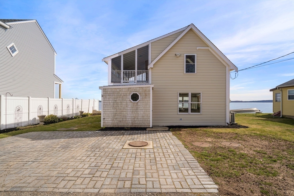 Property Photo:  105 Staples Shore Rd  MA 02347 