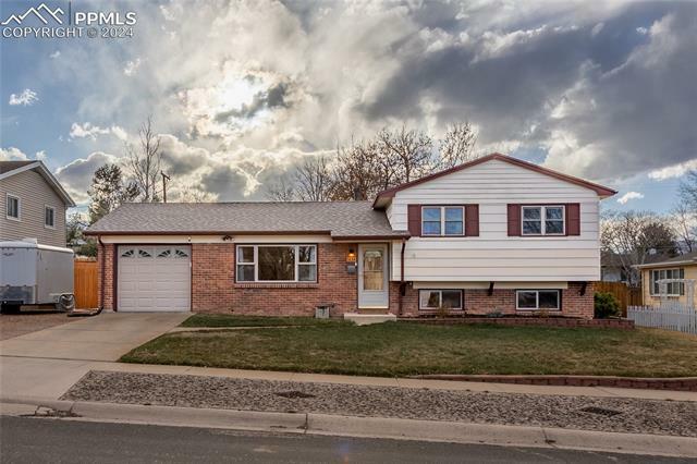 Property Photo: 1424 Monteagle Street CO 80909