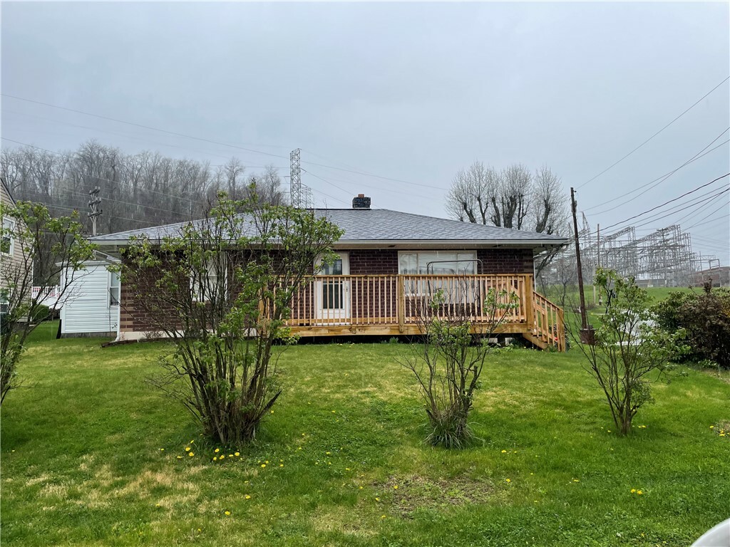 Property Photo:  12 Moyer  PA 15022 