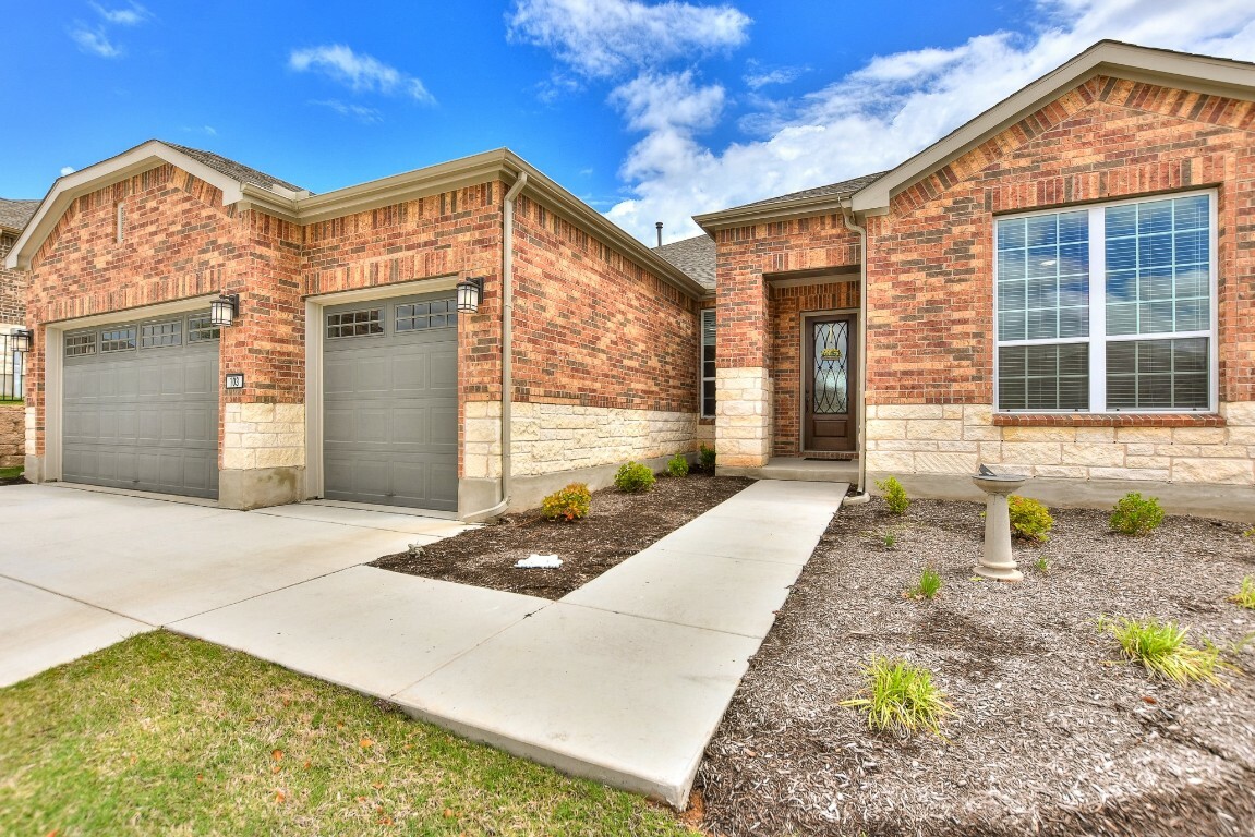 Property Photo:  103 Martingale Street  TX 78633 