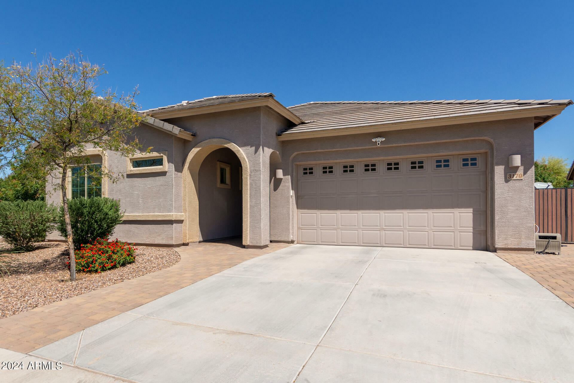Property Photo: 3170 E Desert Broom Place AZ 85286