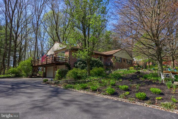 112 Timber Road  Mt Gretna PA 17064 photo