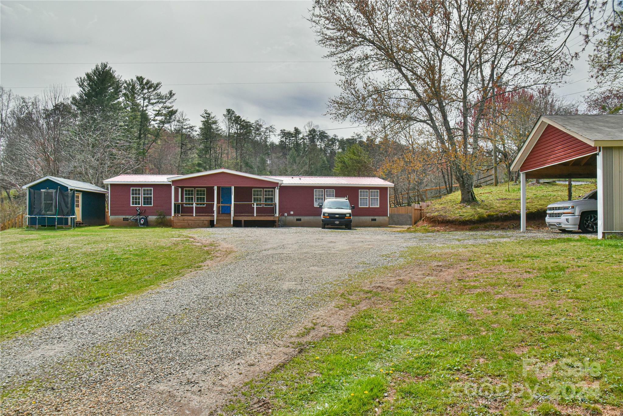 204 Goughes Branch Road  Leicester NC 28748 photo
