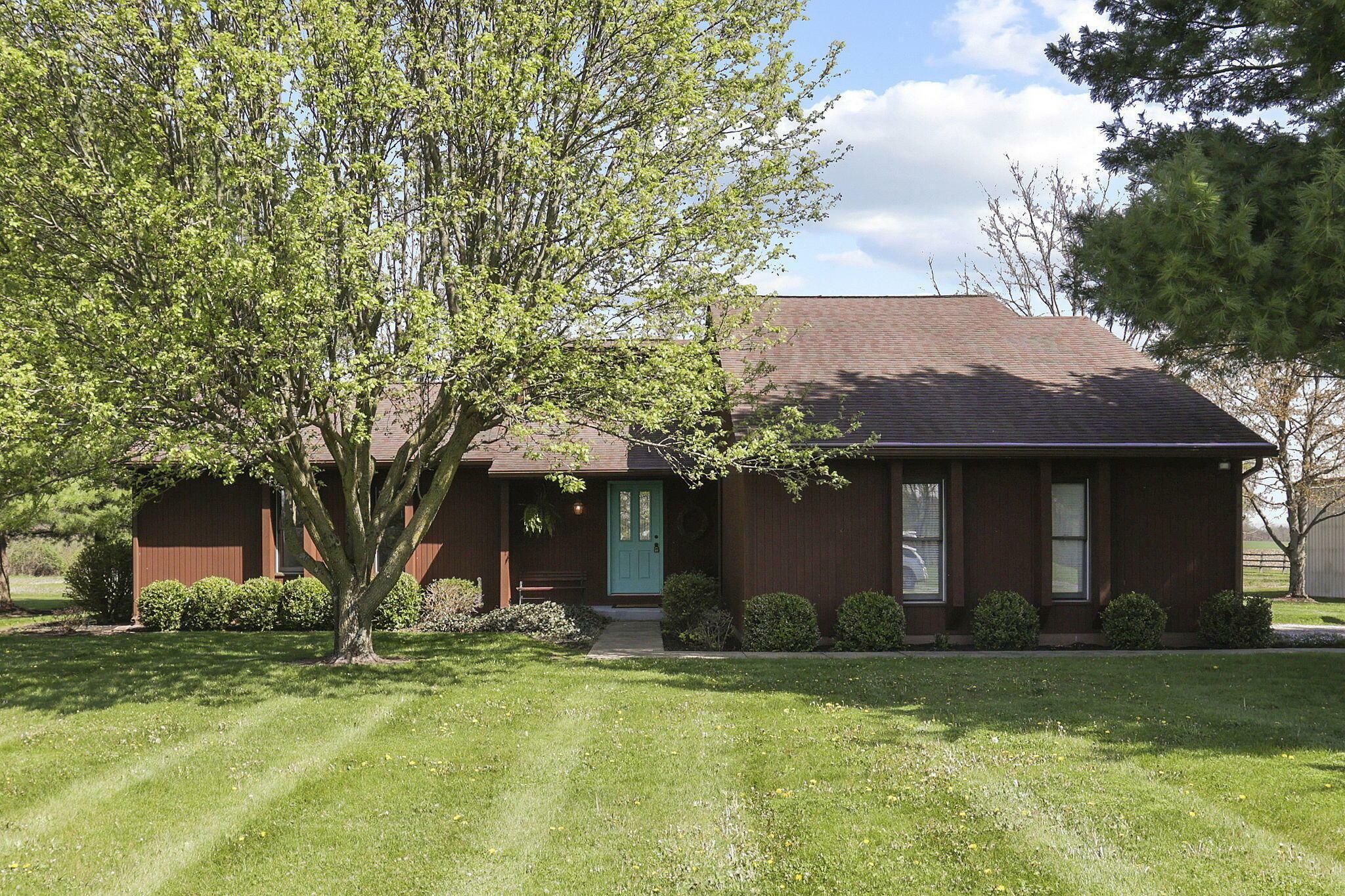 Property Photo:  3826 Stemen Road NW  OH 43105 