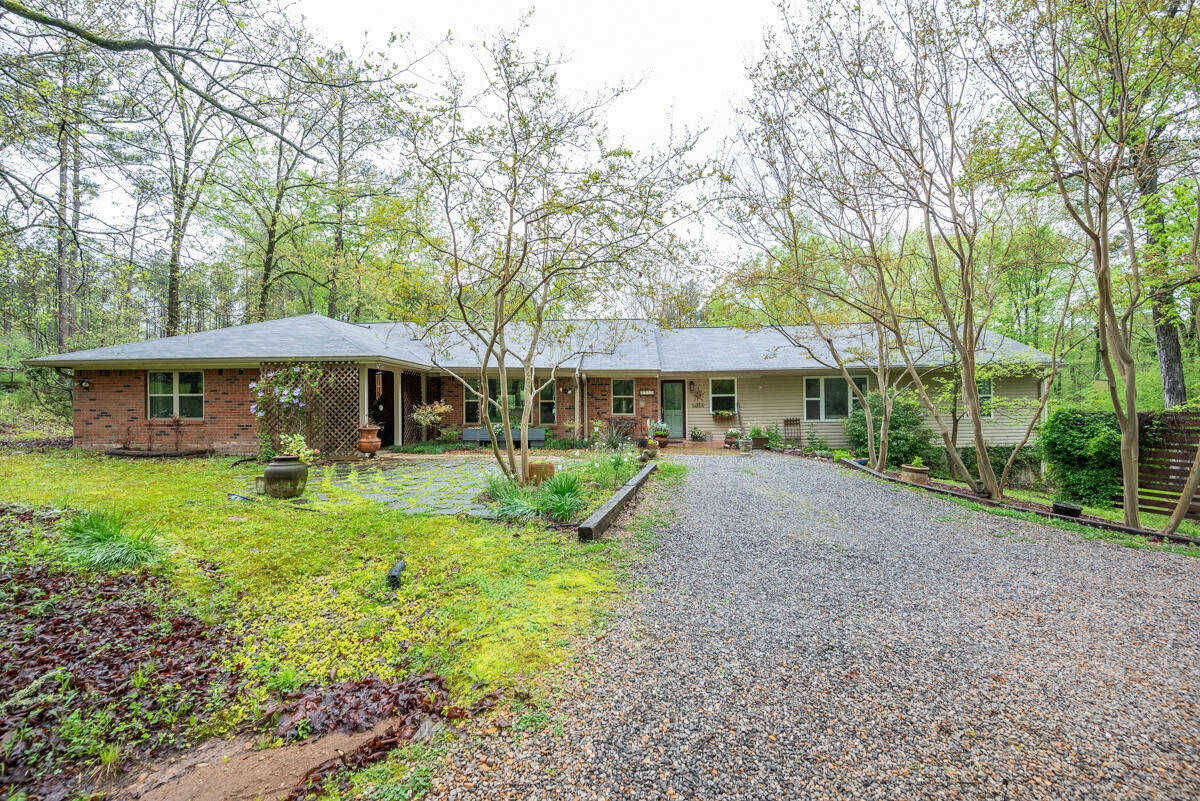Property Photo:  117 Seale Road  MS 39759 
