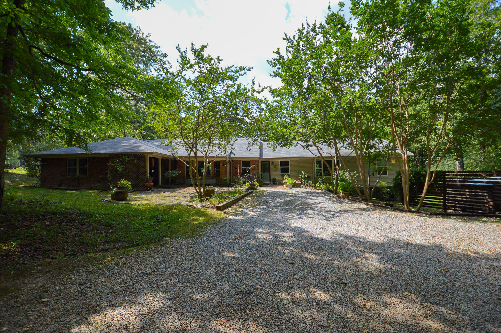 Property Photo:  117 Seale Road  MS 39759 