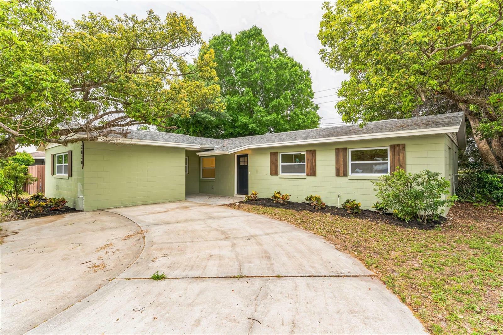 Property Photo:  2830 Virginia Drive  FL 34741 