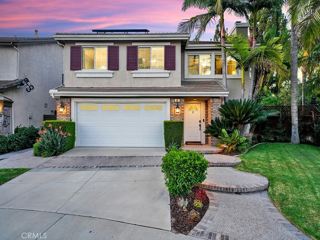 Property Photo: 62 Linhaven CA 92602