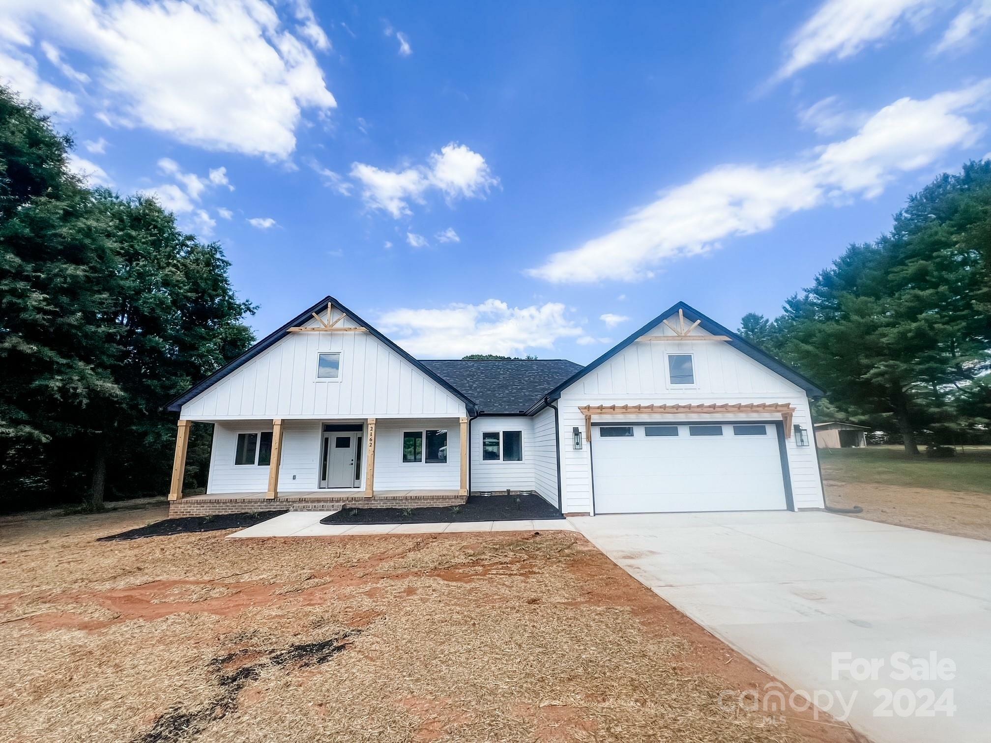 Property Photo:  2162 Rock Dam Road  NC 28092 