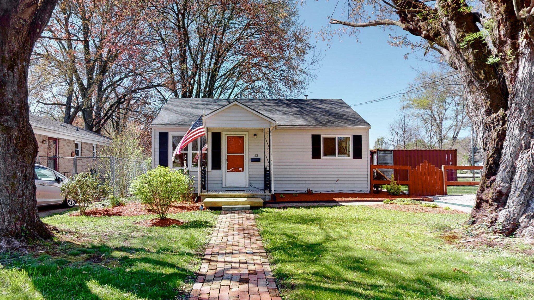 Property Photo:  113 Phillips Street  KY 40403 