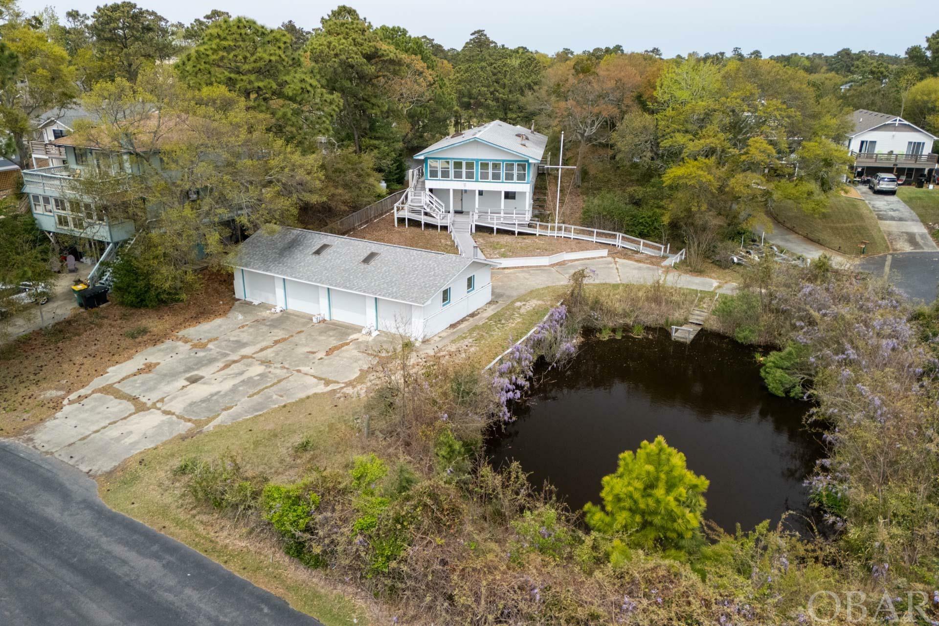 Property Photo:  802 Harbour View Drive  NC 27948 