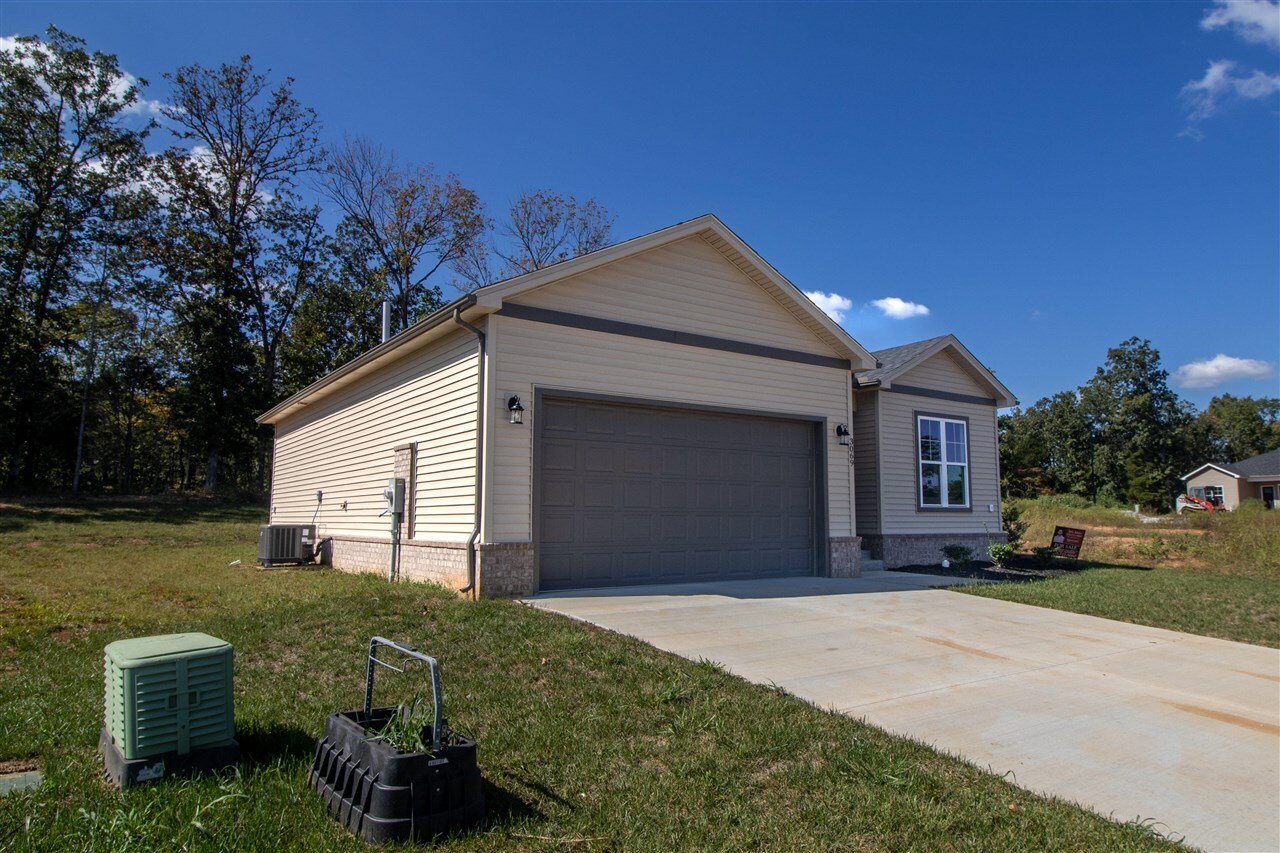 Property Photo:  3069 Gunsmoke Trail Way  KY 42104 