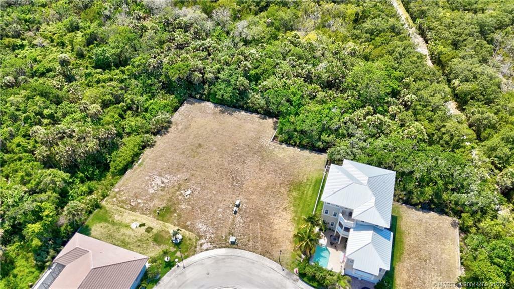 Property Photo:  167 Ocean Estates Drive  FL 34949 