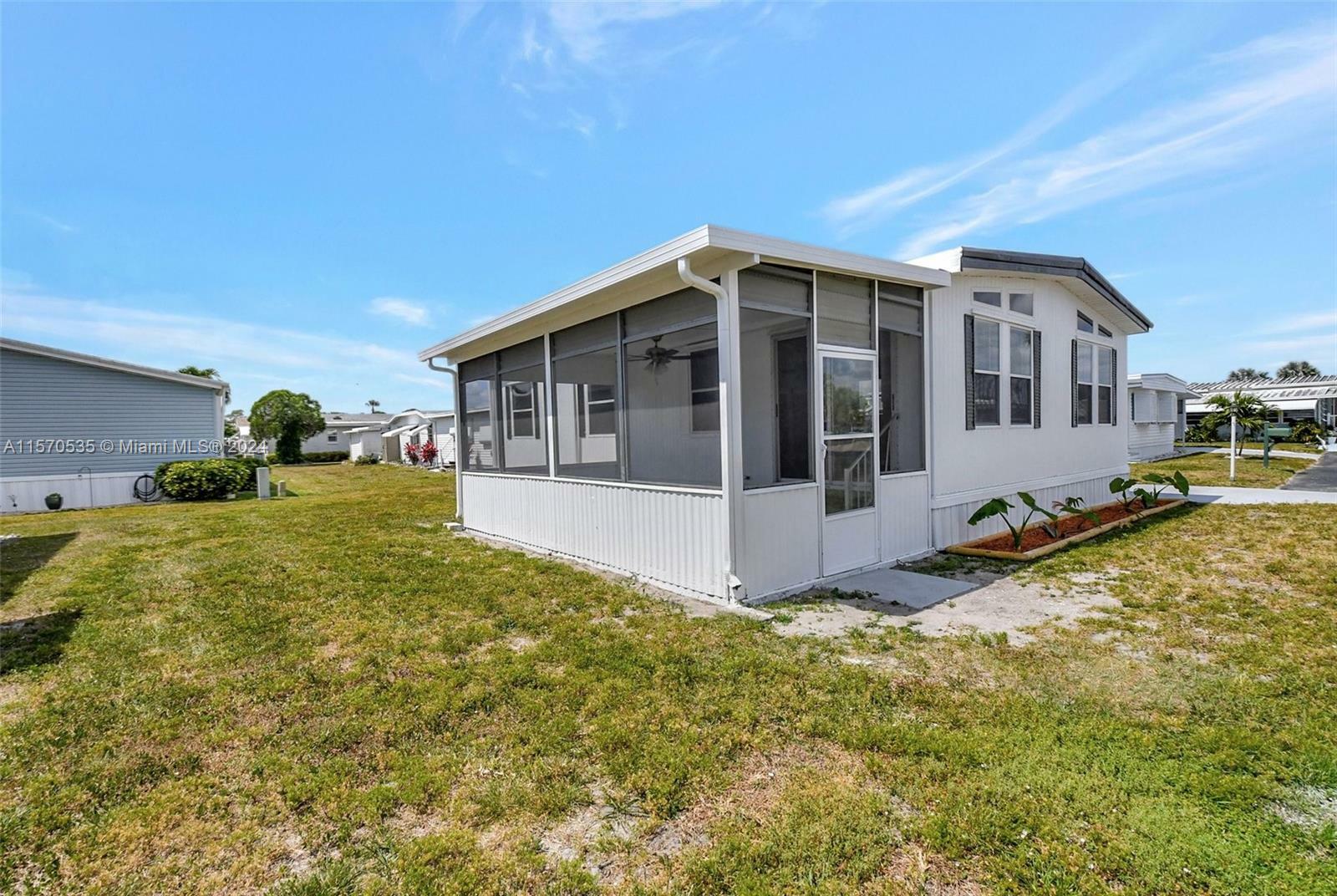 Property Photo:  54018 Chapella Bay  FL 33436 