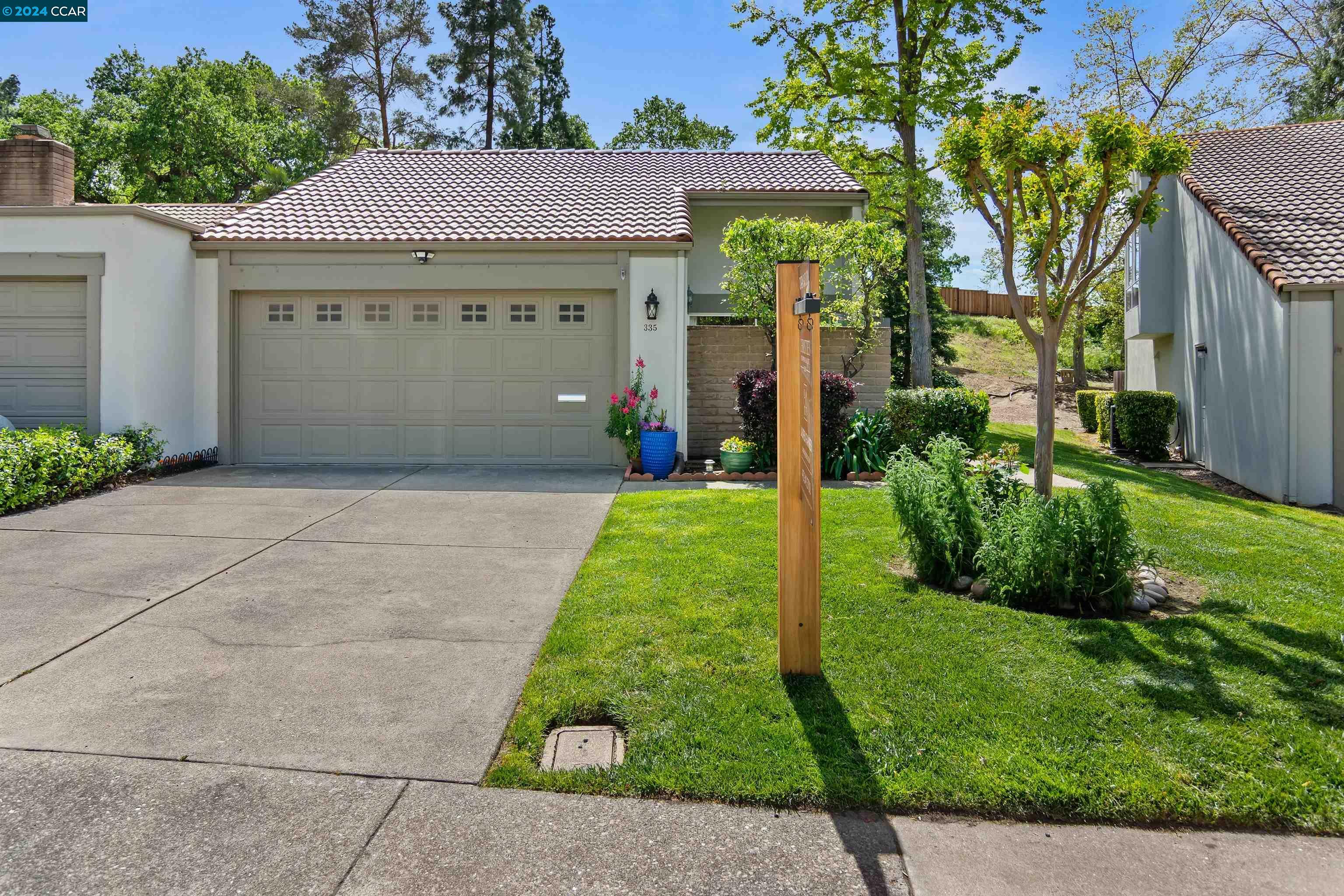 Property Photo: 335 Tampico CA 94598