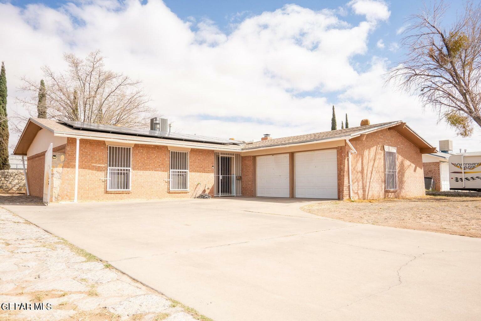 Property Photo:  10813 Havenrock Drive  TX 79935 