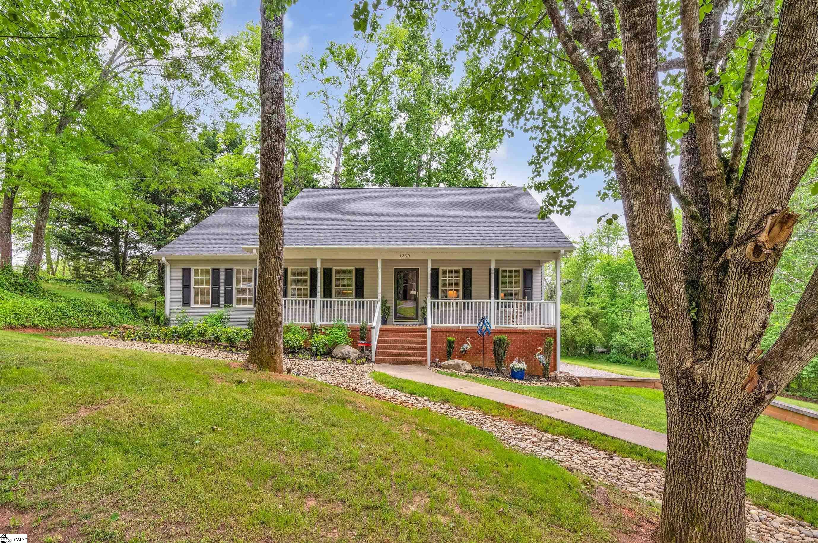 Property Photo:  1230 N Parker Road  SC 29609 